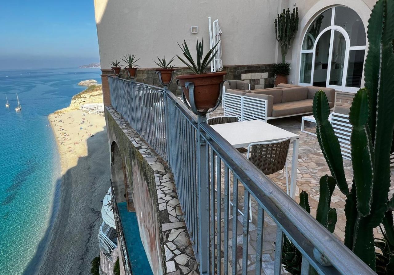 La Dolce Vita A Tropea Bed & Breakfast Exterior photo