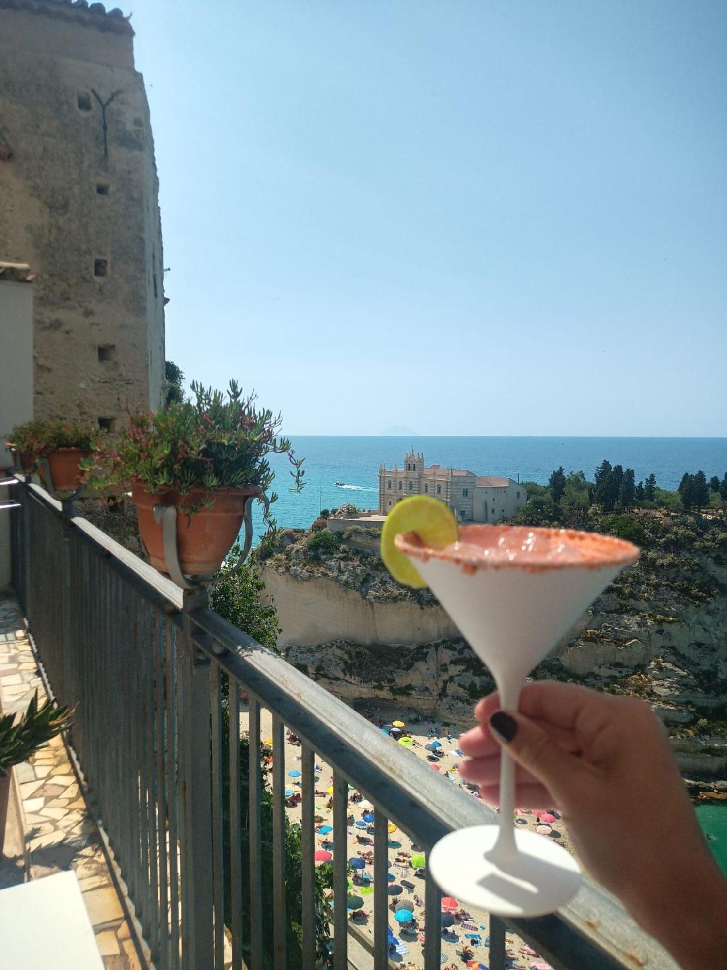 La Dolce Vita A Tropea Bed & Breakfast Exterior photo